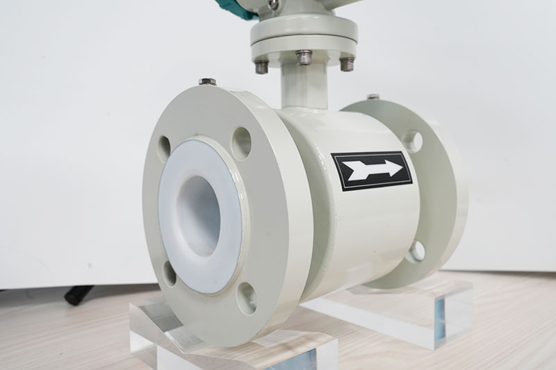 Electromagnetic flow meter sensor part